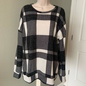 Plaid knit top